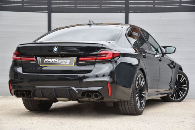 2025 BMW M5