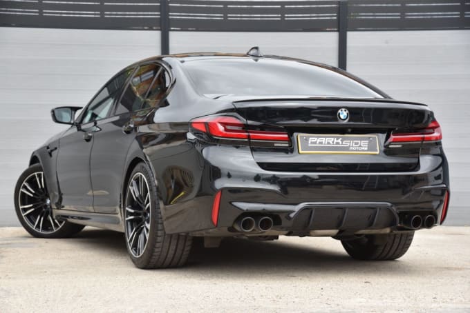 2025 BMW M5