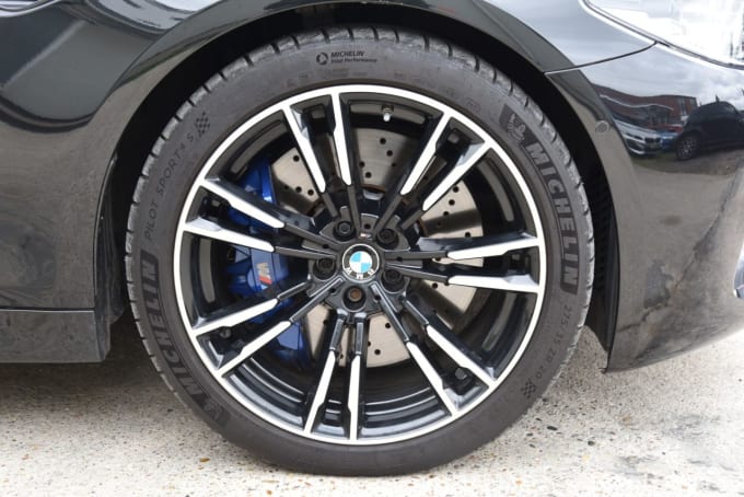 2025 BMW M5