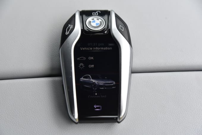 2025 BMW M5