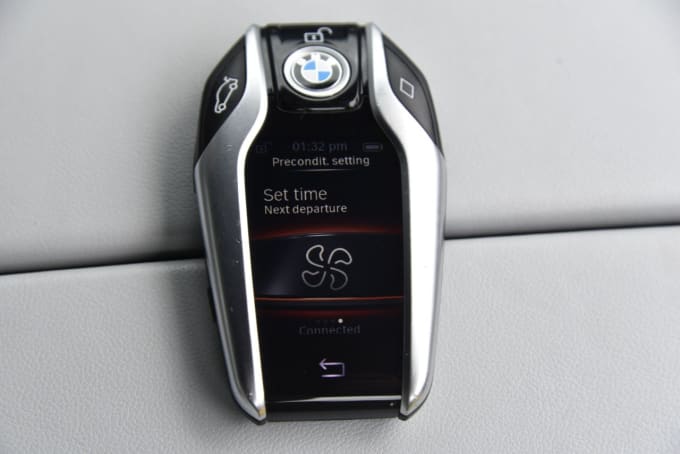 2025 BMW M5