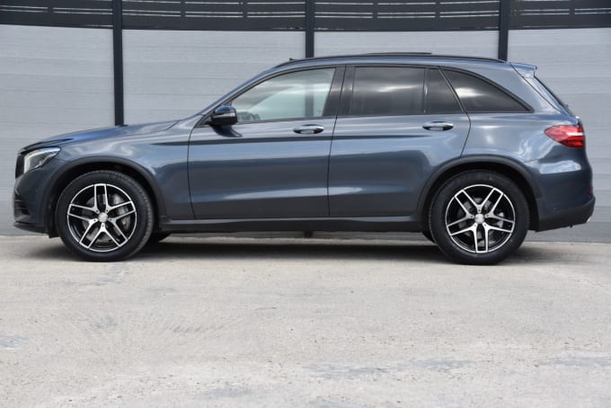 2025 Mercedes-benz Glc