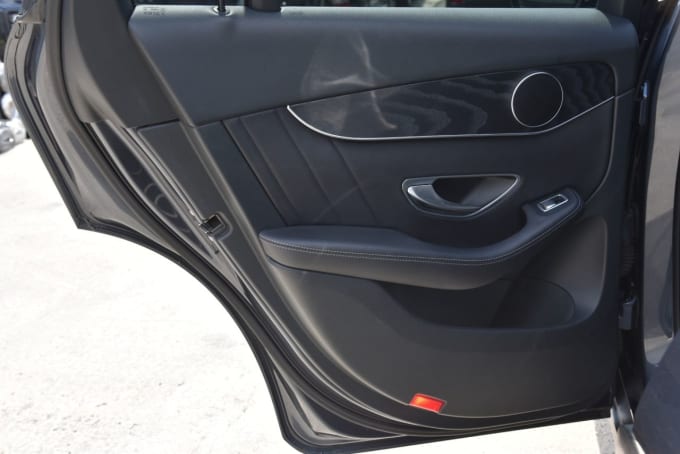2025 Mercedes-benz Glc
