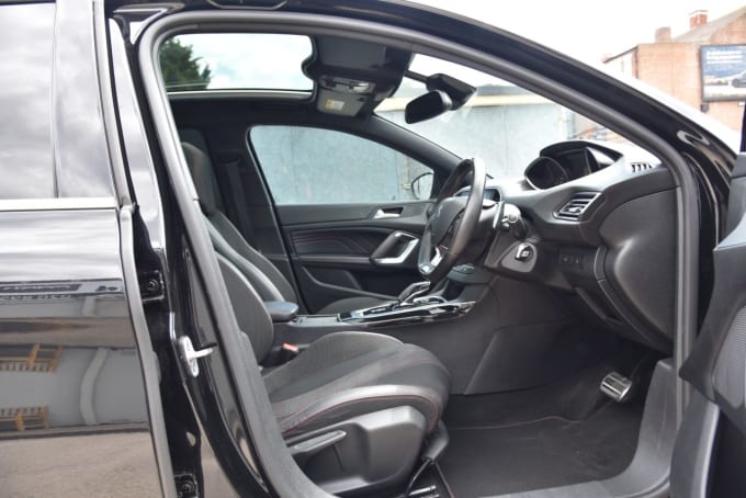 2025 Peugeot 308