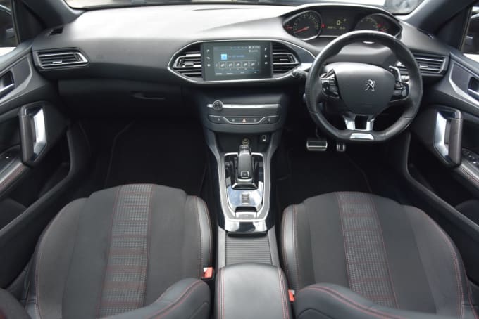 2025 Peugeot 308