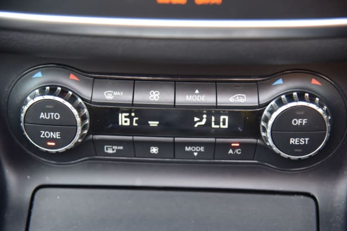 2025 Mercedes-benz Gla
