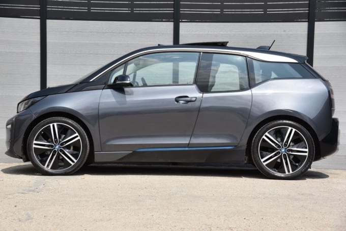2025 BMW I3