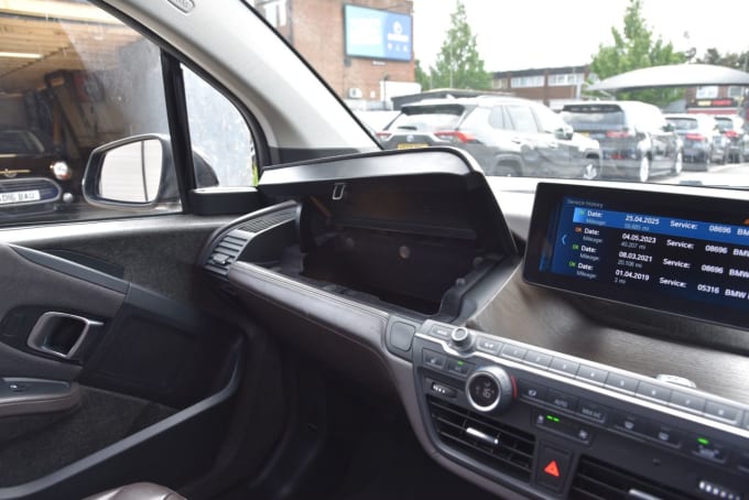 2025 BMW I3