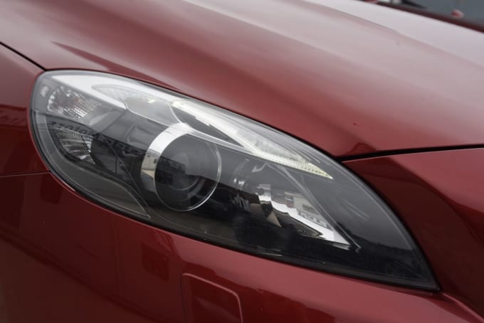 2025 Volvo V40 Cross Country
