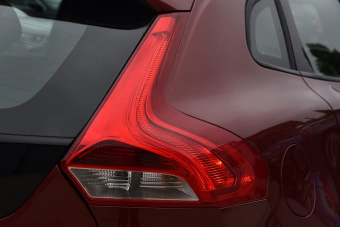 2025 Volvo V40 Cross Country