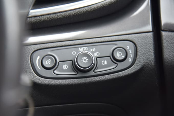 2025 Vauxhall Mokka X