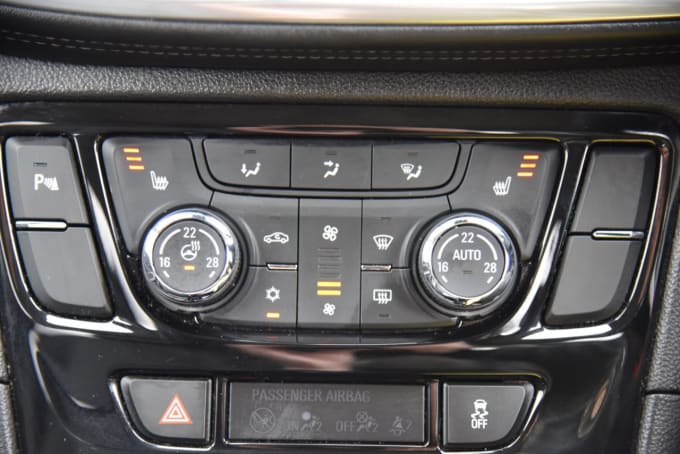 2025 Vauxhall Mokka X