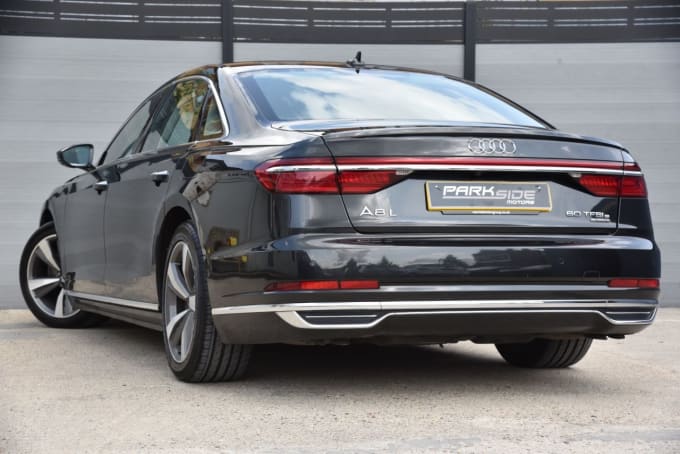 2025 Audi A8