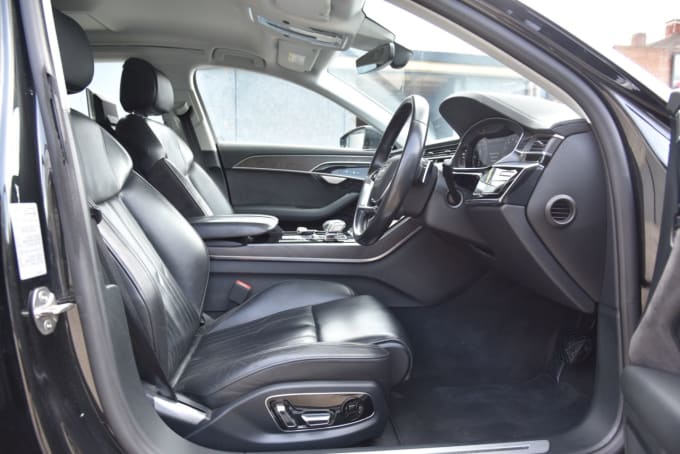 2025 Audi A8