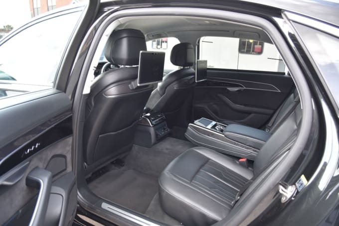 2025 Audi A8