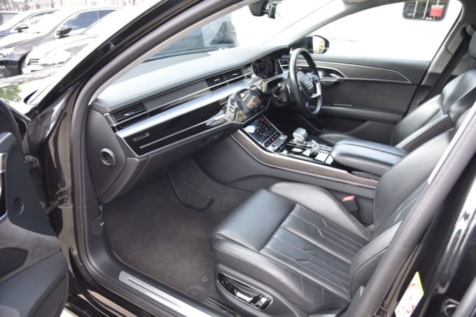 2025 Audi A8
