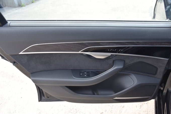 2025 Audi A8