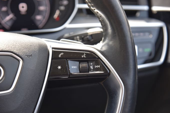 2025 Audi A8