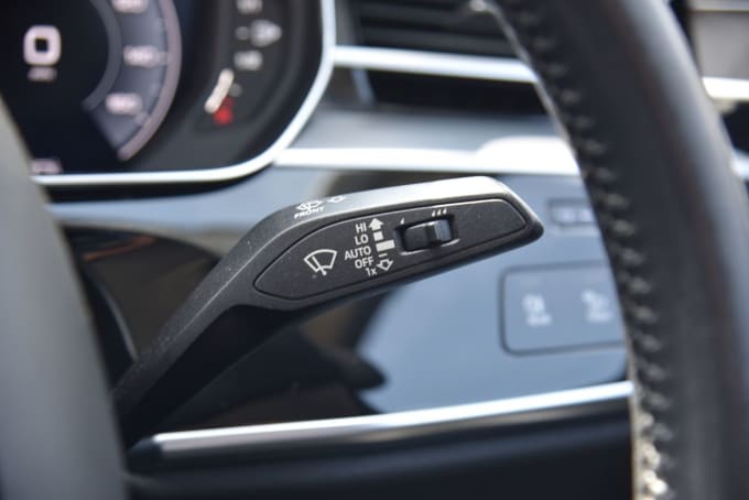 2025 Audi A8