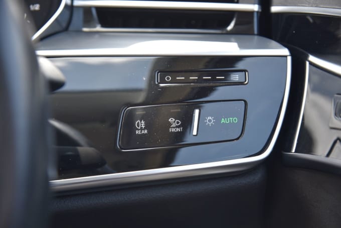 2025 Audi A8