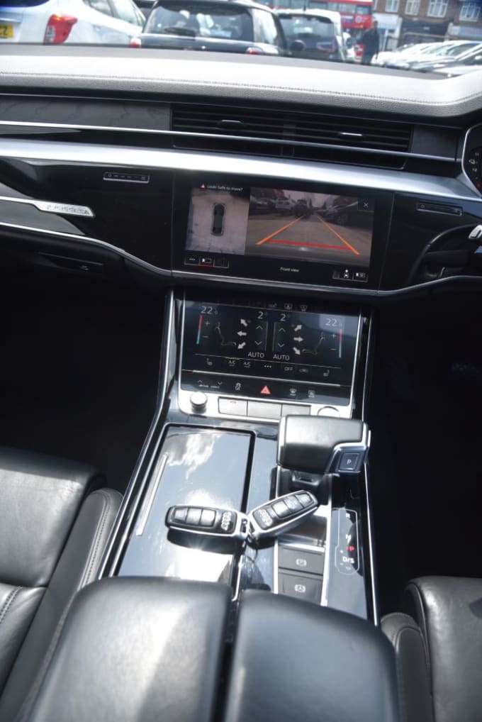 2025 Audi A8