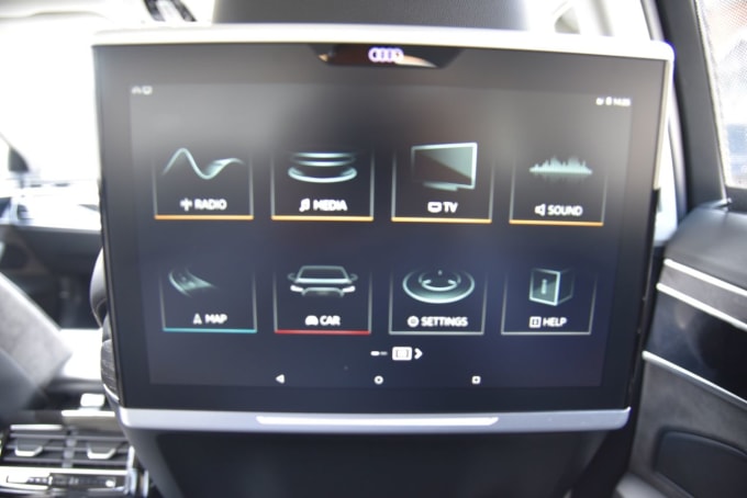 2025 Audi A8