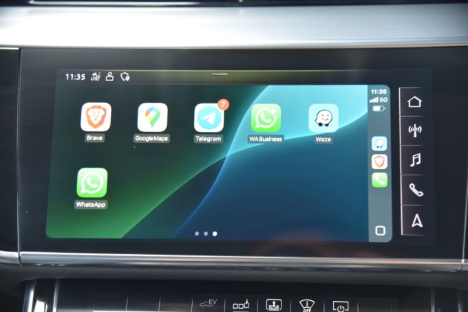 2025 Audi A8