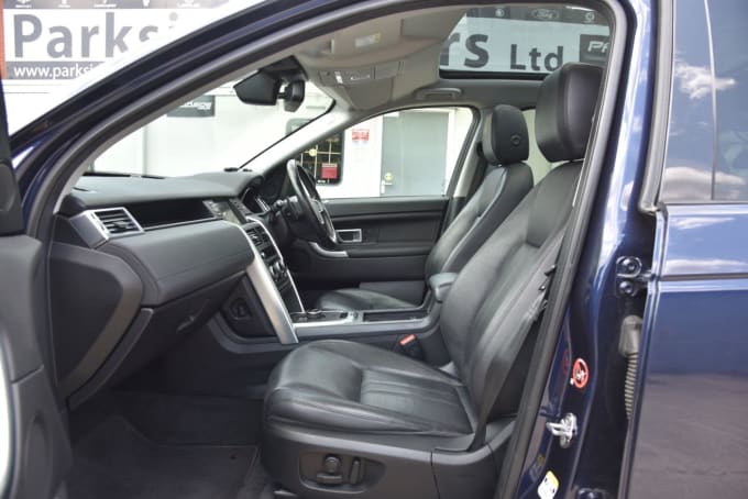 2025 Land Rover Discovery Sport