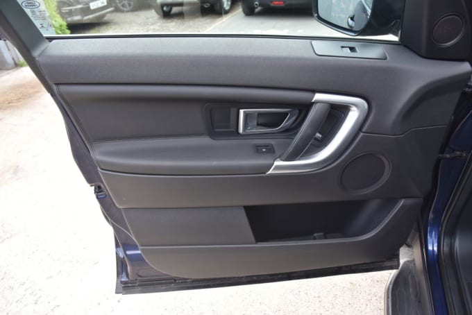 2025 Land Rover Discovery Sport