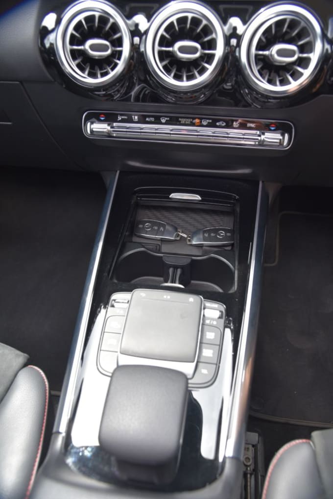 2025 Mercedes-benz Gla