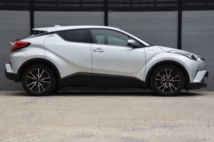 2025 Toyota C-hr