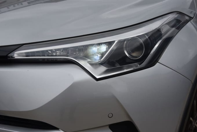 2025 Toyota C-hr