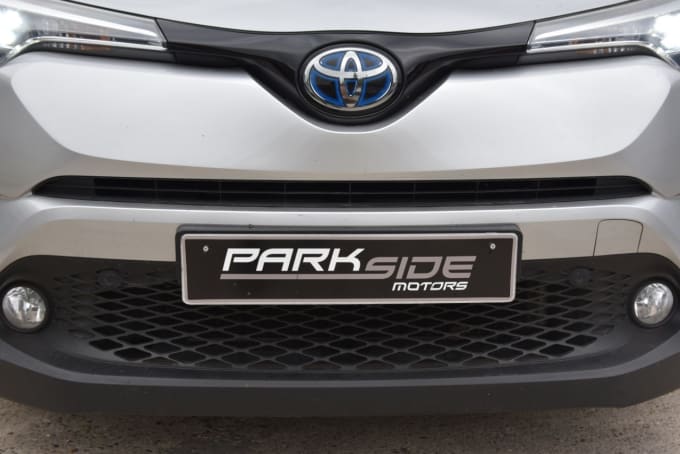 2025 Toyota C-hr