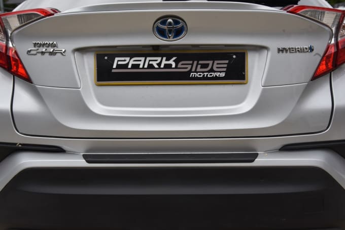 2025 Toyota C-hr