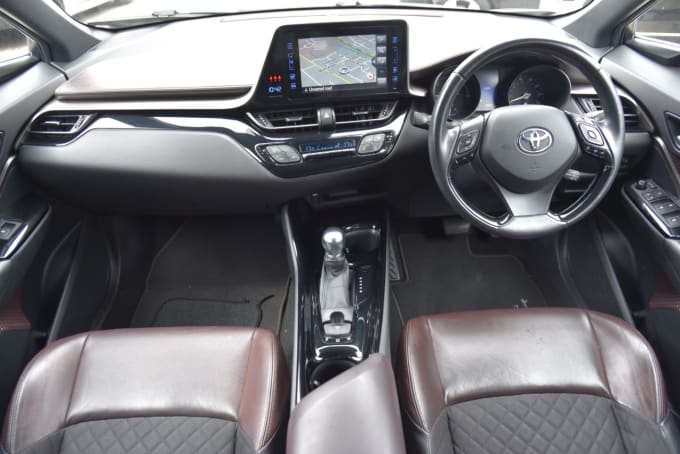 2025 Toyota C-hr