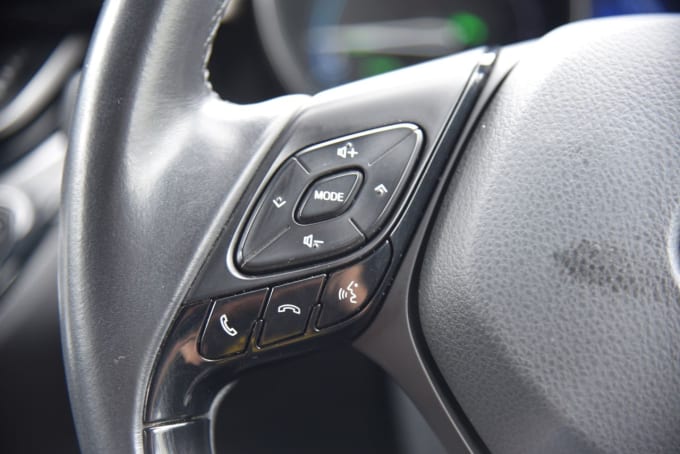 2025 Toyota C-hr