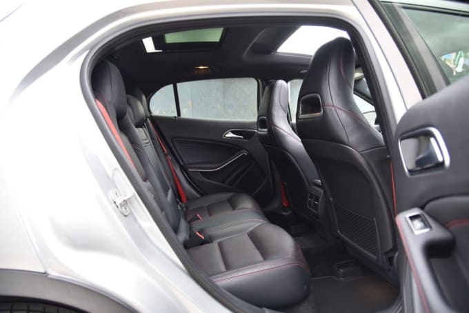 2025 Mercedes-benz Gla