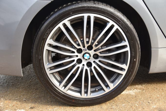 2025 BMW 5 Series