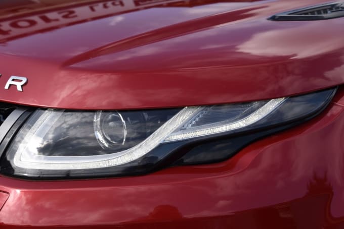 2025 Land Rover Range Rover Evoque