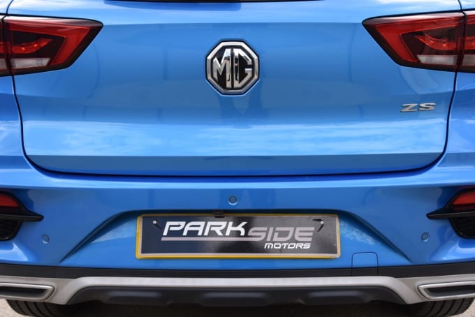 2025 Mg Mg Zs