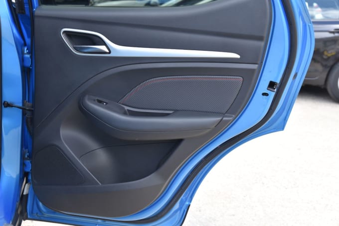 2025 Mg Mg Zs