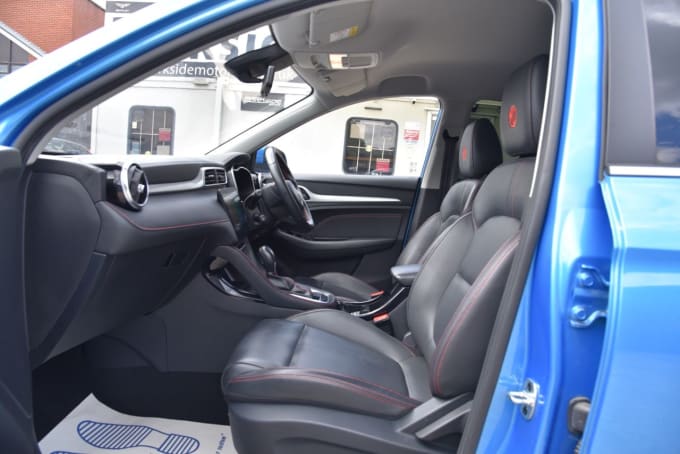 2025 Mg Mg Zs