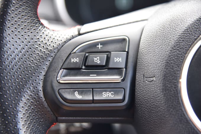 2025 Mg Mg Zs
