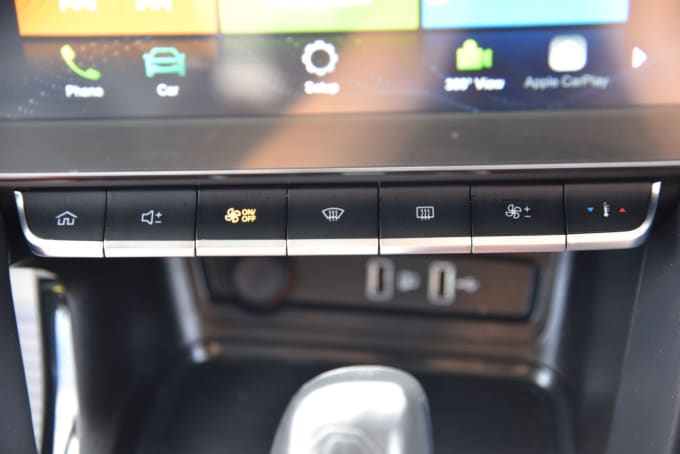 2025 Mg Mg Zs