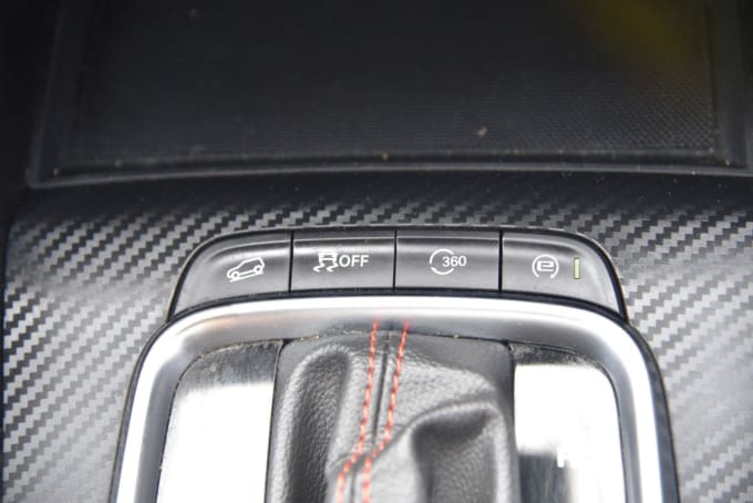 2025 Mg Mg Zs