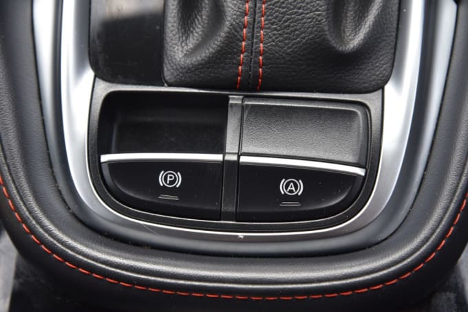 2025 Mg Mg Zs
