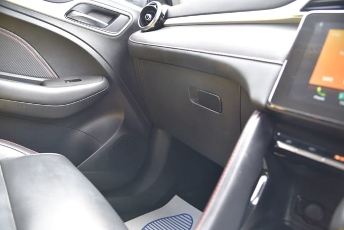2025 Mg Mg Zs