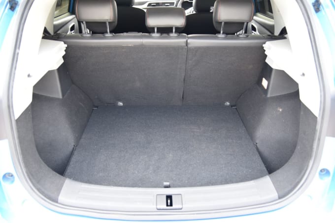 2025 Mg Mg Zs