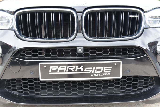 2025 BMW X5 M