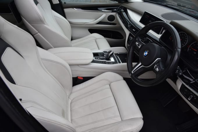 2025 BMW X5 M